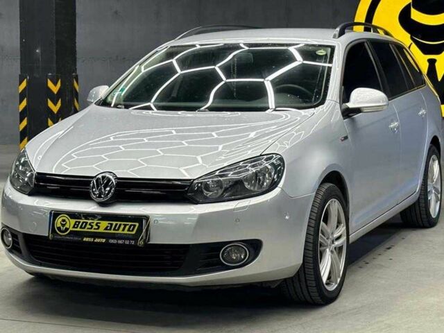 Фольксваген Гольф 2012 в Черновцах на Automoto.ua Серый Фольксваген Гольф, объемом двигателя 1.6 л и пробегом 274 тыс. км за 9000 $, фото 2 на Automoto.ua
