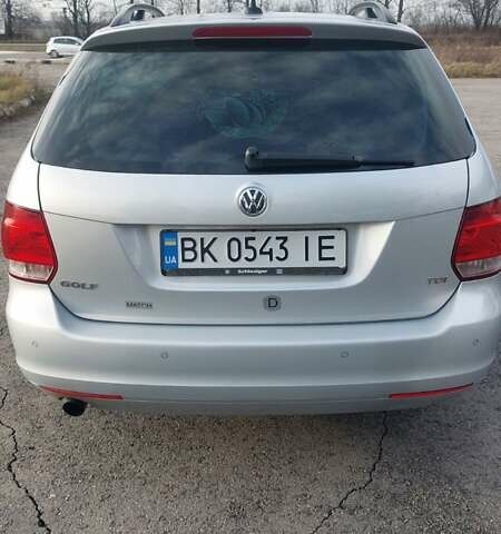 Сірий Фольксваген Гольф, об'ємом двигуна 1.6 л та пробігом 239 тис. км за 8599 $, фото 7 на Automoto.ua