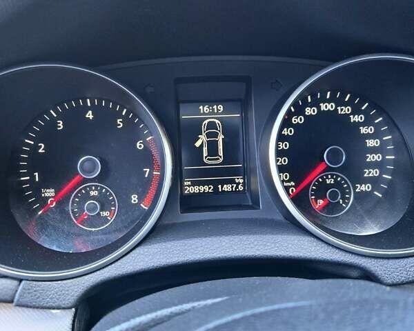 Сірий Фольксваген Гольф, об'ємом двигуна 1.39 л та пробігом 208 тис. км за 7999 $, фото 30 на Automoto.ua