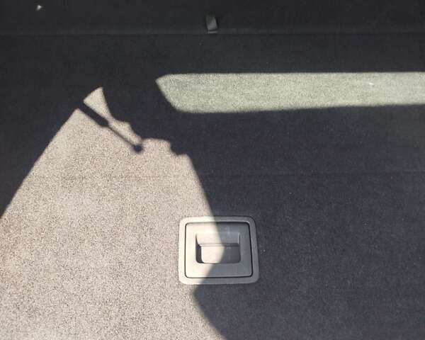 Сірий Фольксваген Гольф, об'ємом двигуна 1.6 л та пробігом 290 тис. км за 9000 $, фото 10 на Automoto.ua