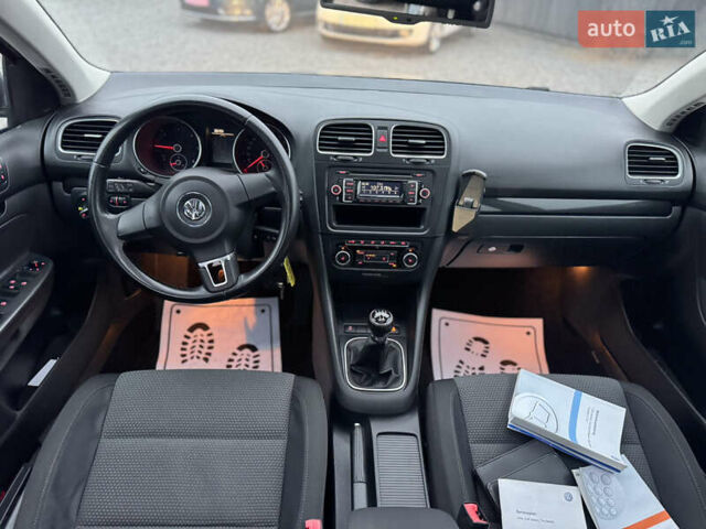 Сірий Фольксваген Гольф, об'ємом двигуна 1.6 л та пробігом 220 тис. км за 7950 $, фото 28 на Automoto.ua