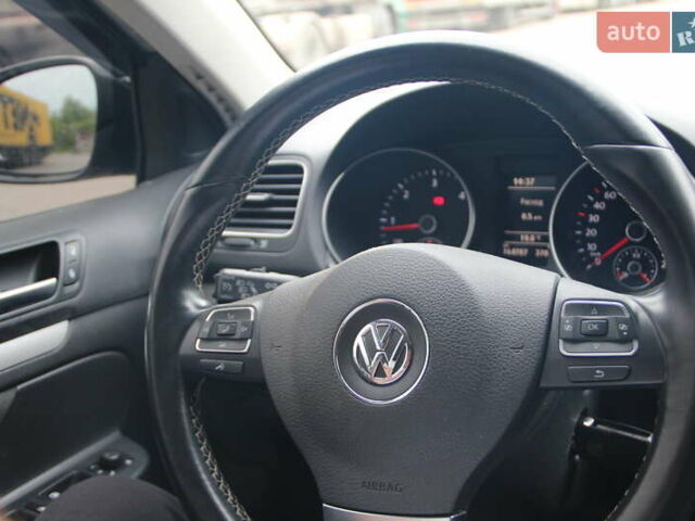 Серый Фольксваген Гольф, объемом двигателя 2 л и пробегом 175 тыс. км за 11990 $, фото 92 на Automoto.ua