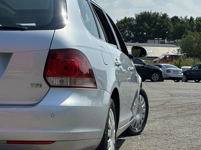 Сірий Фольксваген Гольф, об'ємом двигуна 1.4 л та пробігом 219 тис. км за 8100 $, фото 3 на Automoto.ua