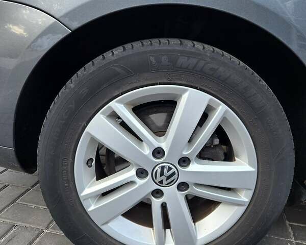 Сірий Фольксваген Гольф, об'ємом двигуна 1.39 л та пробігом 208 тис. км за 7999 $, фото 20 на Automoto.ua