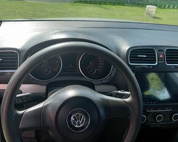 Серый Фольксваген Гольф, объемом двигателя 1.6 л и пробегом 198 тыс. км за 7100 $, фото 22 на Automoto.ua