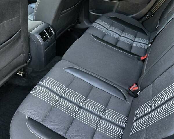 Сірий Фольксваген Гольф, об'ємом двигуна 1.39 л та пробігом 208 тис. км за 7999 $, фото 53 на Automoto.ua