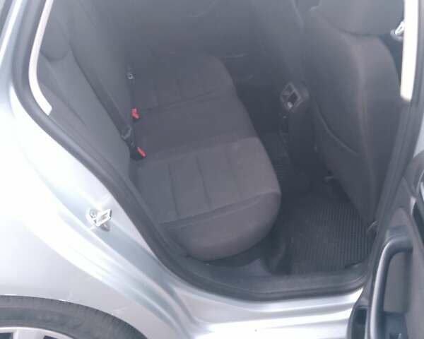 Серый Фольксваген Гольф, объемом двигателя 1.6 л и пробегом 326 тыс. км за 6550 $, фото 3 на Automoto.ua