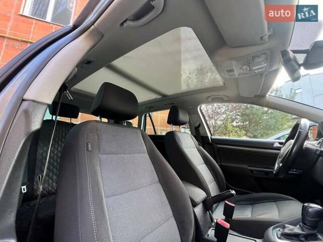 Серый Фольксваген Гольф, объемом двигателя 1.97 л и пробегом 300 тыс. км за 9200 $, фото 29 на Automoto.ua