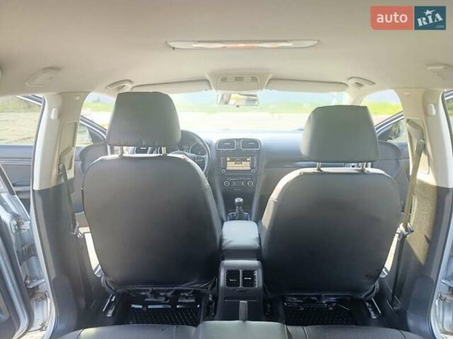 Серый Фольксваген Гольф, объемом двигателя 1.6 л и пробегом 205 тыс. км за 9200 $, фото 44 на Automoto.ua