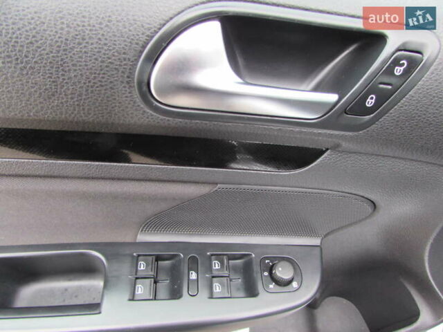 Серый Фольксваген Гольф, объемом двигателя 1.2 л и пробегом 200 тыс. км за 8400 $, фото 21 на Automoto.ua