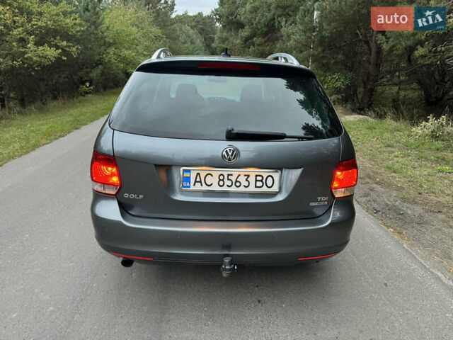 Фольксваген Гольф 2012 у Луцьку на Automoto.ua Сірий Фольксваген Гольф, об'ємом двигуна 1.6 л та пробігом 282 тис. км за 8999 $, фото 5 на Automoto.ua