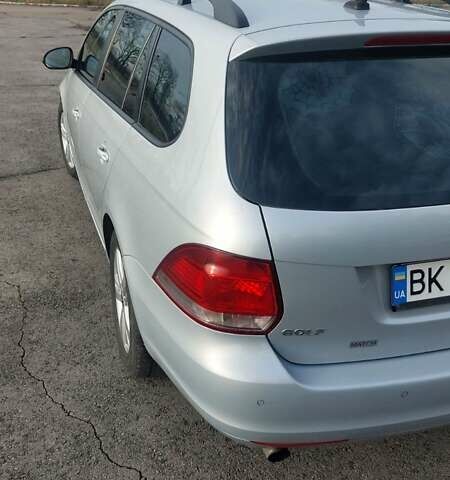 Сірий Фольксваген Гольф, об'ємом двигуна 1.6 л та пробігом 239 тис. км за 8599 $, фото 6 на Automoto.ua