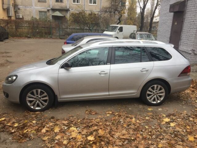 Серый Фольксваген Гольф, объемом двигателя 1.6 л и пробегом 260 тыс. км за 7800 $, фото 2 на Automoto.ua