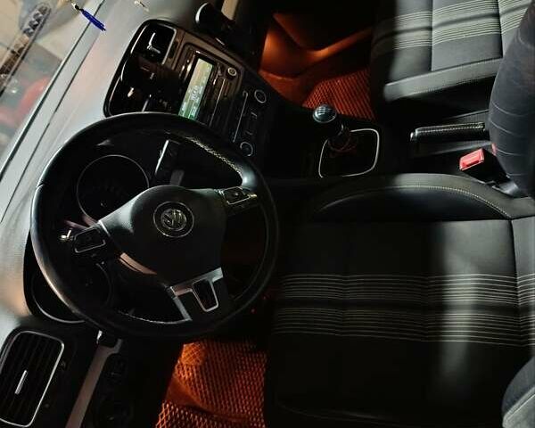 Сірий Фольксваген Гольф, об'ємом двигуна 1.6 л та пробігом 280 тис. км за 7600 $, фото 7 на Automoto.ua