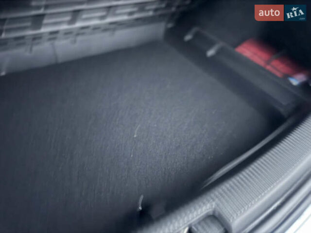 Сірий Фольксваген Гольф, об'ємом двигуна 2 л та пробігом 240 тис. км за 10850 $, фото 20 на Automoto.ua