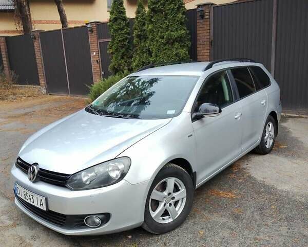 Серый Фольксваген Гольф, объемом двигателя 1.6 л и пробегом 225 тыс. км за 7900 $, фото 6 на Automoto.ua