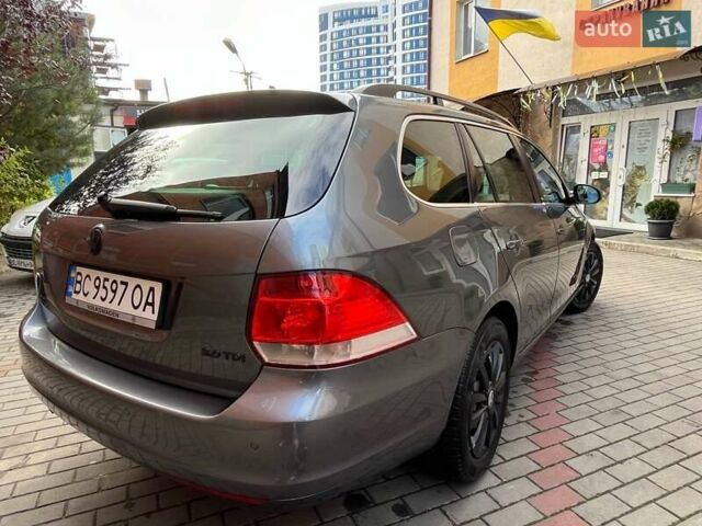 Серый Фольксваген Гольф, объемом двигателя 1.97 л и пробегом 300 тыс. км за 9200 $, фото 7 на Automoto.ua