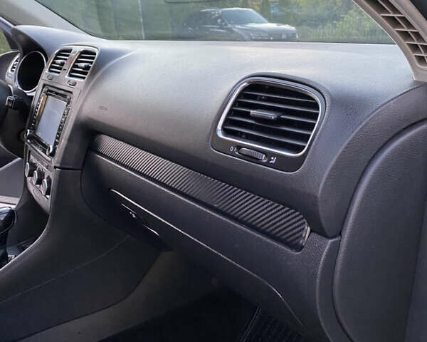 Серый Фольксваген Гольф, объемом двигателя 1.6 л и пробегом 198 тыс. км за 8200 $, фото 25 на Automoto.ua