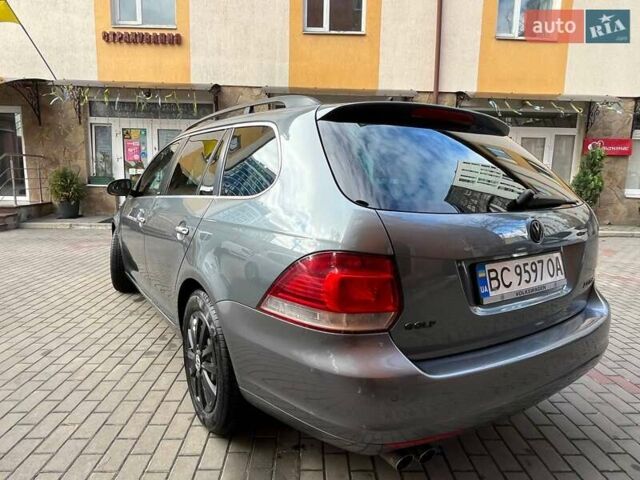 Серый Фольксваген Гольф, объемом двигателя 1.97 л и пробегом 300 тыс. км за 9200 $, фото 4 на Automoto.ua