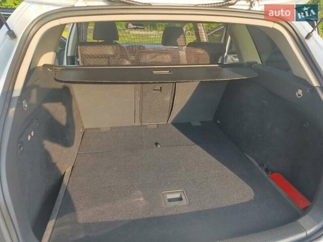 Серый Фольксваген Гольф, объемом двигателя 1.6 л и пробегом 205 тыс. км за 9200 $, фото 6 на Automoto.ua