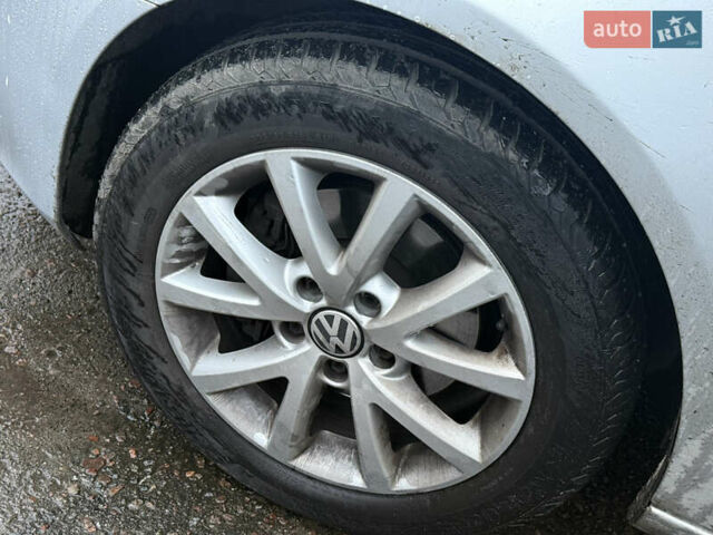 Серый Фольксваген Гольф, объемом двигателя 1.4 л и пробегом 188 тыс. км за 7950 $, фото 21 на Automoto.ua