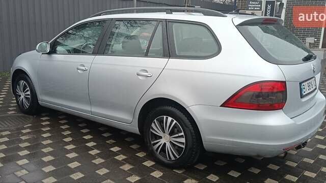 Серый Фольксваген Гольф, объемом двигателя 1.6 л и пробегом 189 тыс. км за 9200 $, фото 1 на Automoto.ua
