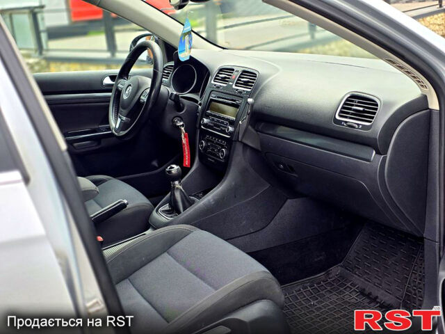 Сірий Фольксваген Гольф, об'ємом двигуна 1.6 л та пробігом 299 тис. км за 6700 $, фото 12 на Automoto.ua