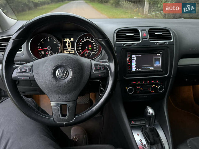 Фольксваген Гольф 2012 у Луцьку на Automoto.ua Сірий Фольксваген Гольф, об'ємом двигуна 1.6 л та пробігом 282 тис. км за 8999 $, фото 13 на Automoto.ua