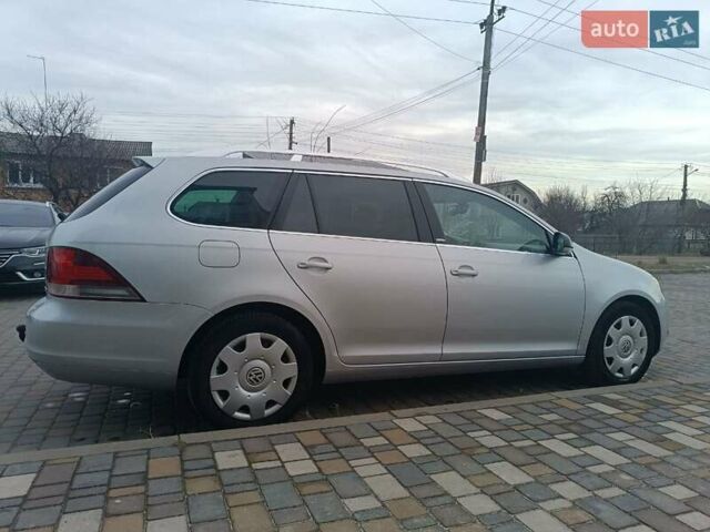 Серый Фольксваген Гольф, объемом двигателя 1.97 л и пробегом 225 тыс. км за 8400 $, фото 12 на Automoto.ua