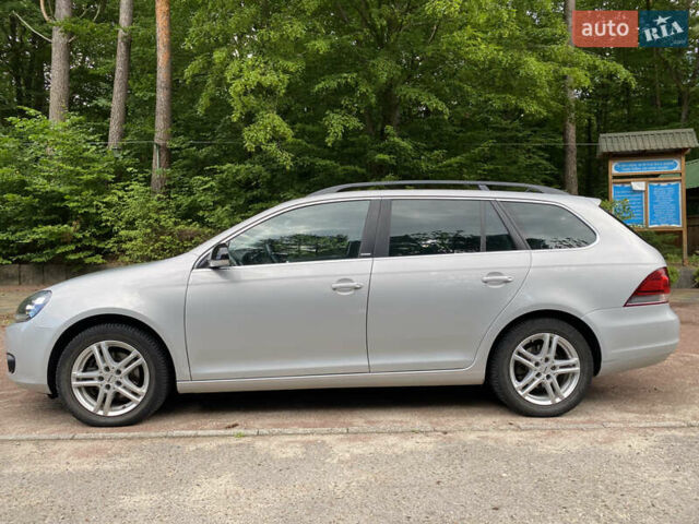 Серый Фольксваген Гольф, объемом двигателя 1.6 л и пробегом 242 тыс. км за 7800 $, фото 3 на Automoto.ua