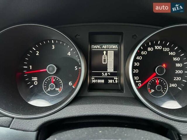 Серый Фольксваген Гольф, объемом двигателя 1.97 л и пробегом 302 тыс. км за 9000 $, фото 17 на Automoto.ua