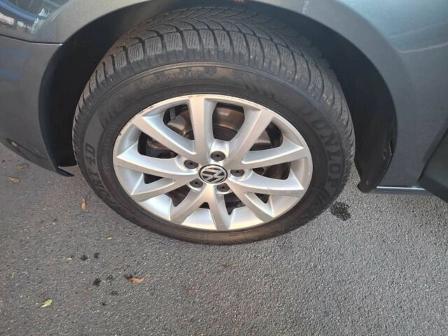 Серый Фольксваген Гольф, объемом двигателя 1.6 л и пробегом 273 тыс. км за 7500 $, фото 18 на Automoto.ua