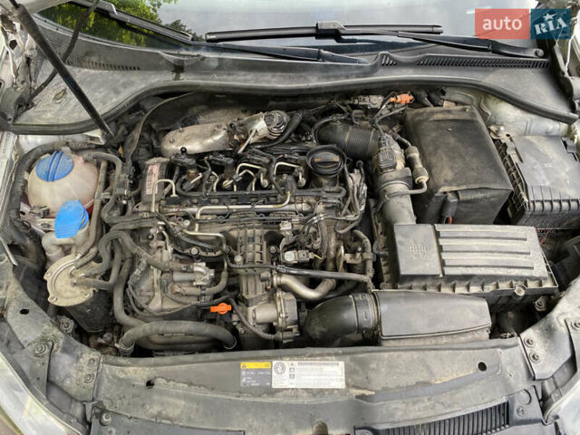 Серый Фольксваген Гольф, объемом двигателя 1.6 л и пробегом 242 тыс. км за 7800 $, фото 20 на Automoto.ua