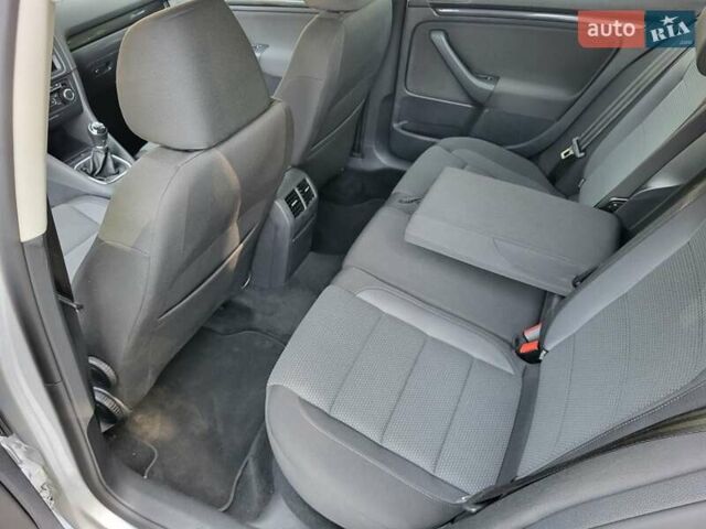 Серый Фольксваген Гольф, объемом двигателя 1.4 л и пробегом 202 тыс. км за 7800 $, фото 17 на Automoto.ua