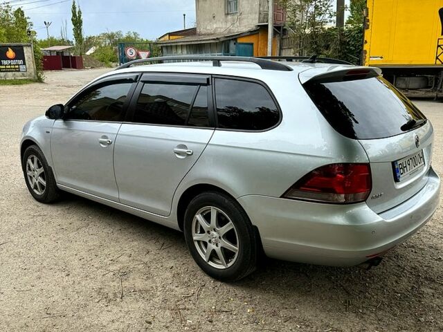 Серый Фольксваген Гольф, объемом двигателя 2 л и пробегом 175 тыс. км за 10300 $, фото 1 на Automoto.ua