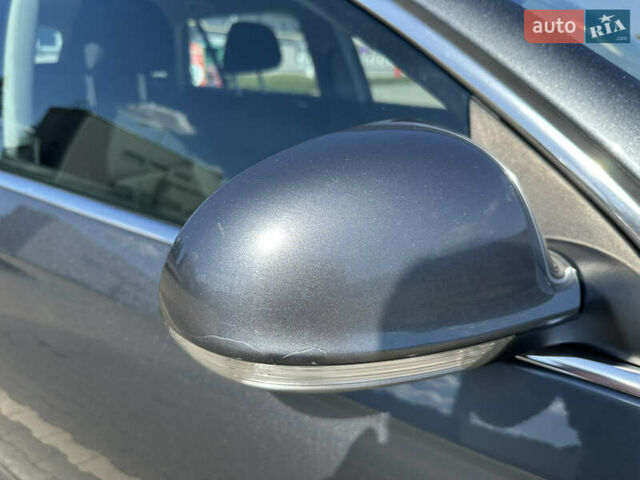 Серый Фольксваген Гольф, объемом двигателя 1.6 л и пробегом 234 тыс. км за 9500 $, фото 21 на Automoto.ua