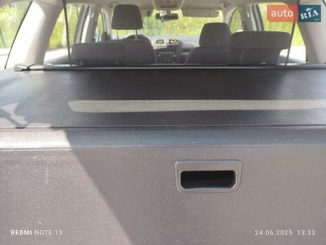 Сірий Фольксваген Гольф, об'ємом двигуна 1.6 л та пробігом 290 тис. км за 9000 $, фото 12 на Automoto.ua