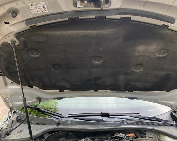 Серый Фольксваген Гольф, объемом двигателя 1.6 л и пробегом 242 тыс. км за 7800 $, фото 19 на Automoto.ua