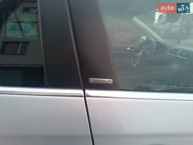 Серый Фольксваген Гольф, объемом двигателя 1.97 л и пробегом 225 тыс. км за 8400 $, фото 30 на Automoto.ua