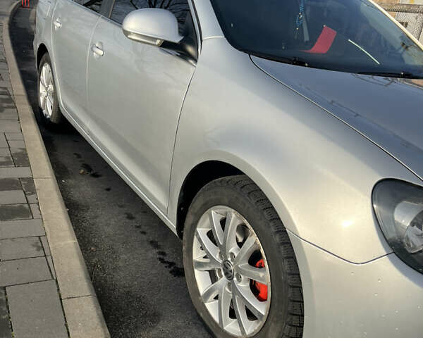 Сірий Фольксваген Гольф, об'ємом двигуна 1.6 л та пробігом 212 тис. км за 8900 $, фото 10 на Automoto.ua