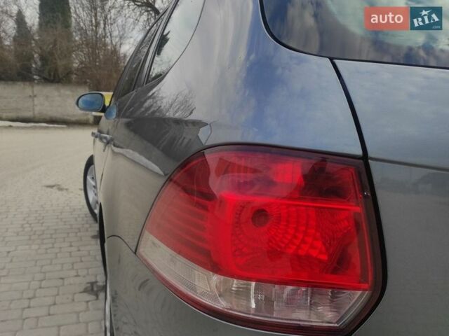 Серый Фольксваген Гольф, объемом двигателя 1.6 л и пробегом 284 тыс. км за 9200 $, фото 59 на Automoto.ua