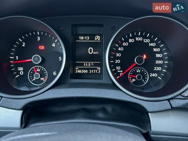 Сірий Фольксваген Гольф, об'ємом двигуна 1.6 л та пробігом 246 тис. км за 8000 $, фото 14 на Automoto.ua