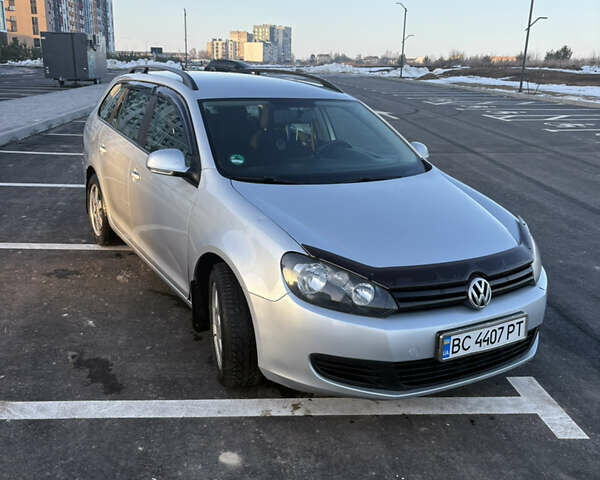 Серый Фольксваген Гольф, объемом двигателя 1.6 л и пробегом 205 тыс. км за 6500 $, фото 5 на Automoto.ua