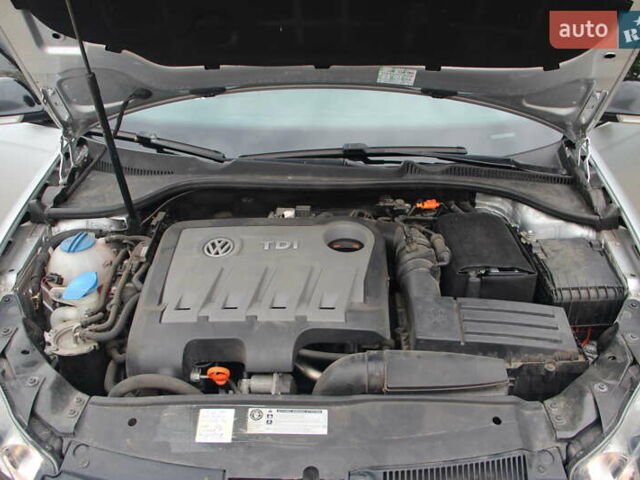 Серый Фольксваген Гольф, объемом двигателя 2 л и пробегом 175 тыс. км за 11990 $, фото 42 на Automoto.ua