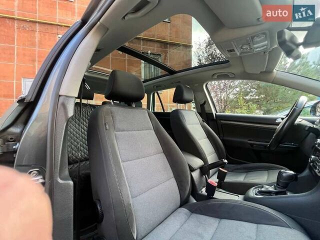 Серый Фольксваген Гольф, объемом двигателя 1.97 л и пробегом 300 тыс. км за 9200 $, фото 28 на Automoto.ua