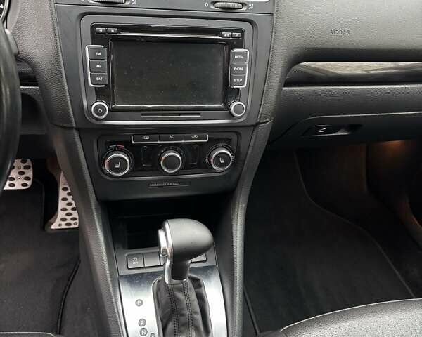 Серый Фольксваген Гольф, объемом двигателя 1.97 л и пробегом 227 тыс. км за 10900 $, фото 4 на Automoto.ua