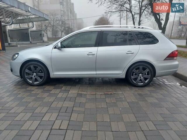 Серый Фольксваген Гольф, объемом двигателя 1.6 л и пробегом 267 тыс. км за 9400 $, фото 7 на Automoto.ua