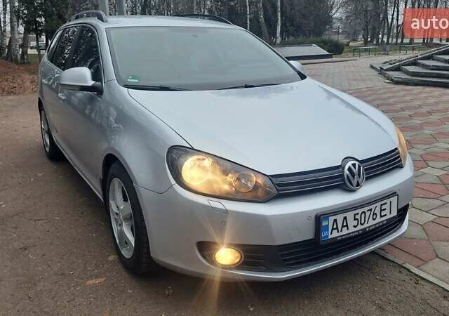Серый Фольксваген Гольф, объемом двигателя 1.6 л и пробегом 310 тыс. км за 7200 $, фото 2 на Automoto.ua
