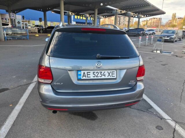 Серый Фольксваген Гольф, объемом двигателя 1.6 л и пробегом 273 тыс. км за 7500 $, фото 4 на Automoto.ua