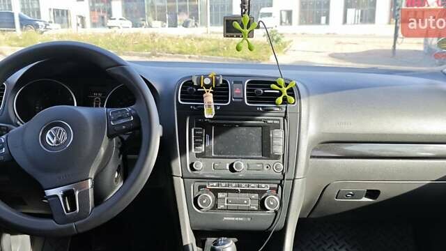 Сірий Фольксваген Гольф, об'ємом двигуна 1.6 л та пробігом 274 тис. км за 7800 $, фото 8 на Automoto.ua
